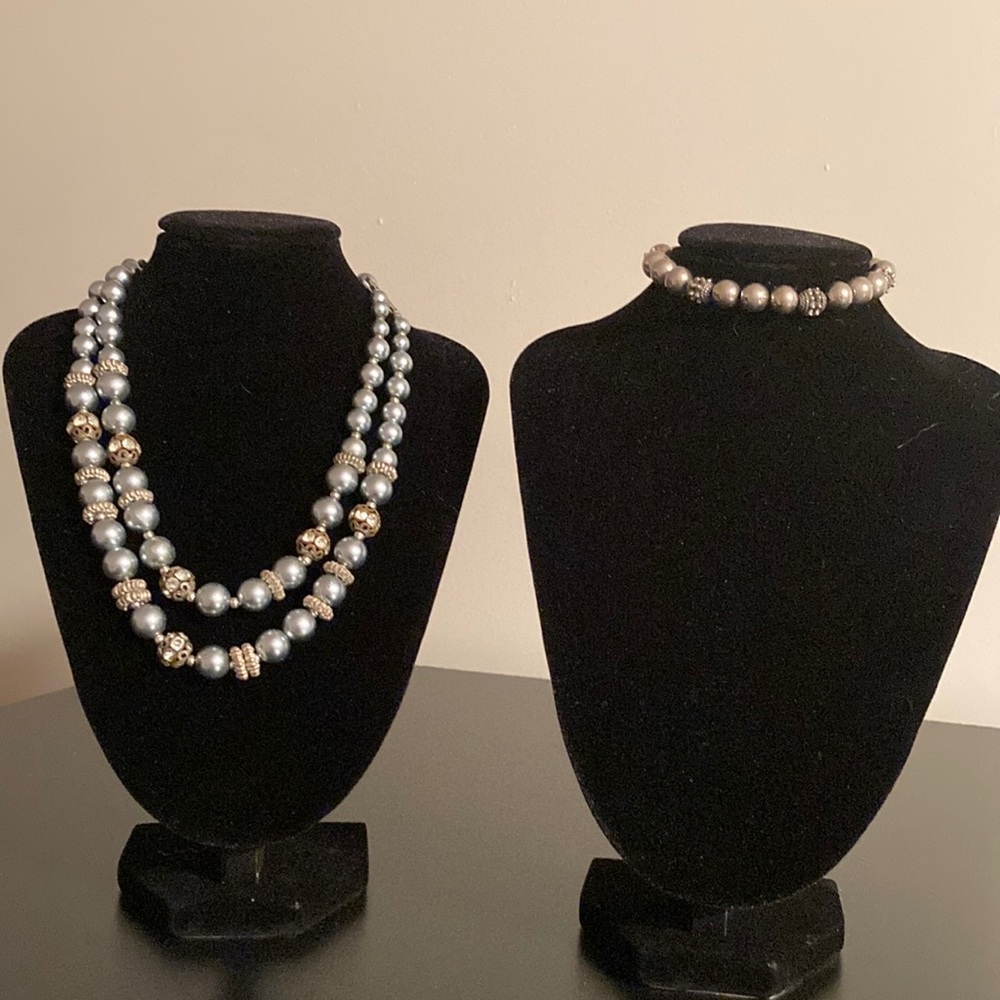 Necklace and bracelet combination